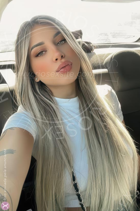 1ª foto da Maria Vitoria